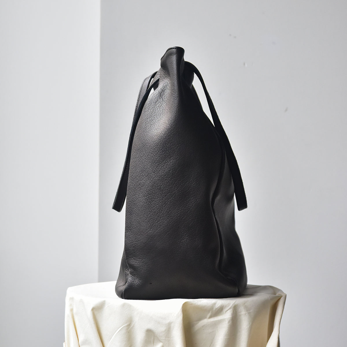 DEER SLIM TOTE