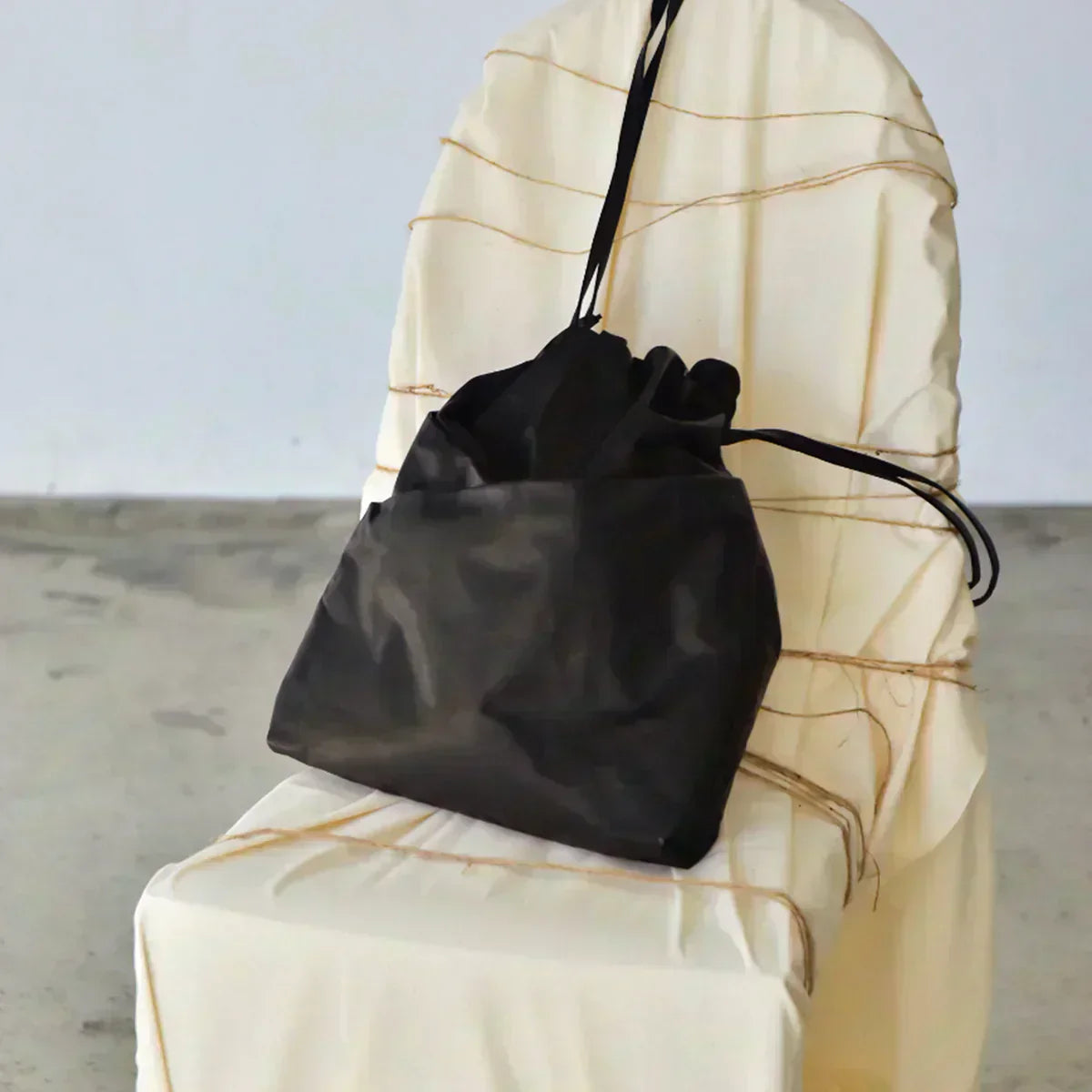 「紙のような革」のしなやかさをまとう  -ORIGAMI MINI/SD-