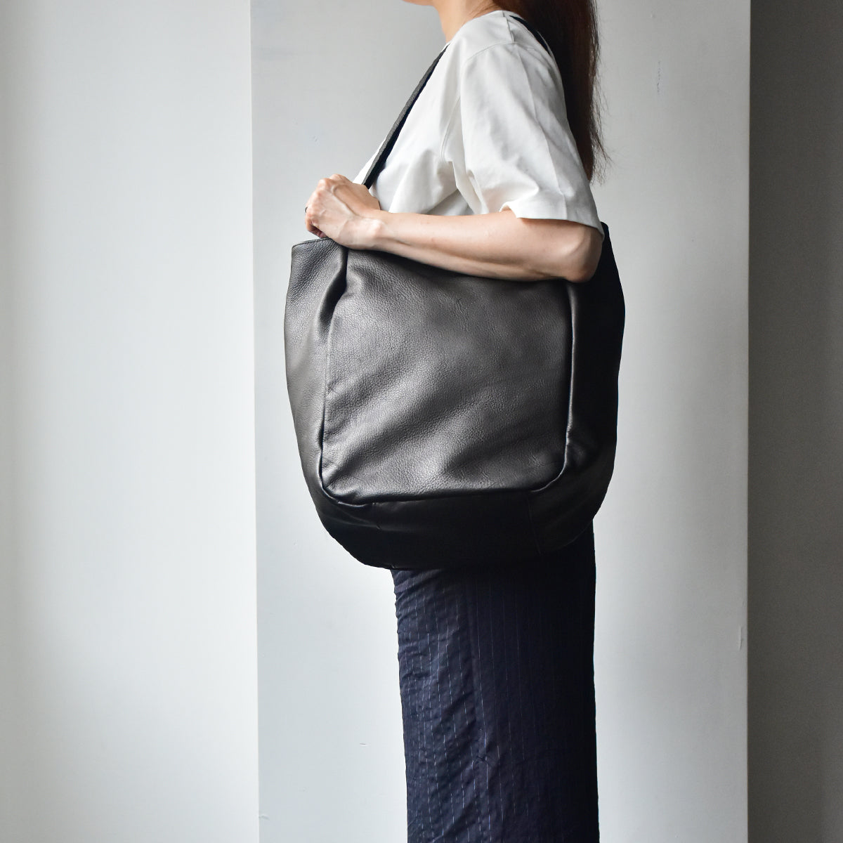 DEER SLIM TOTE