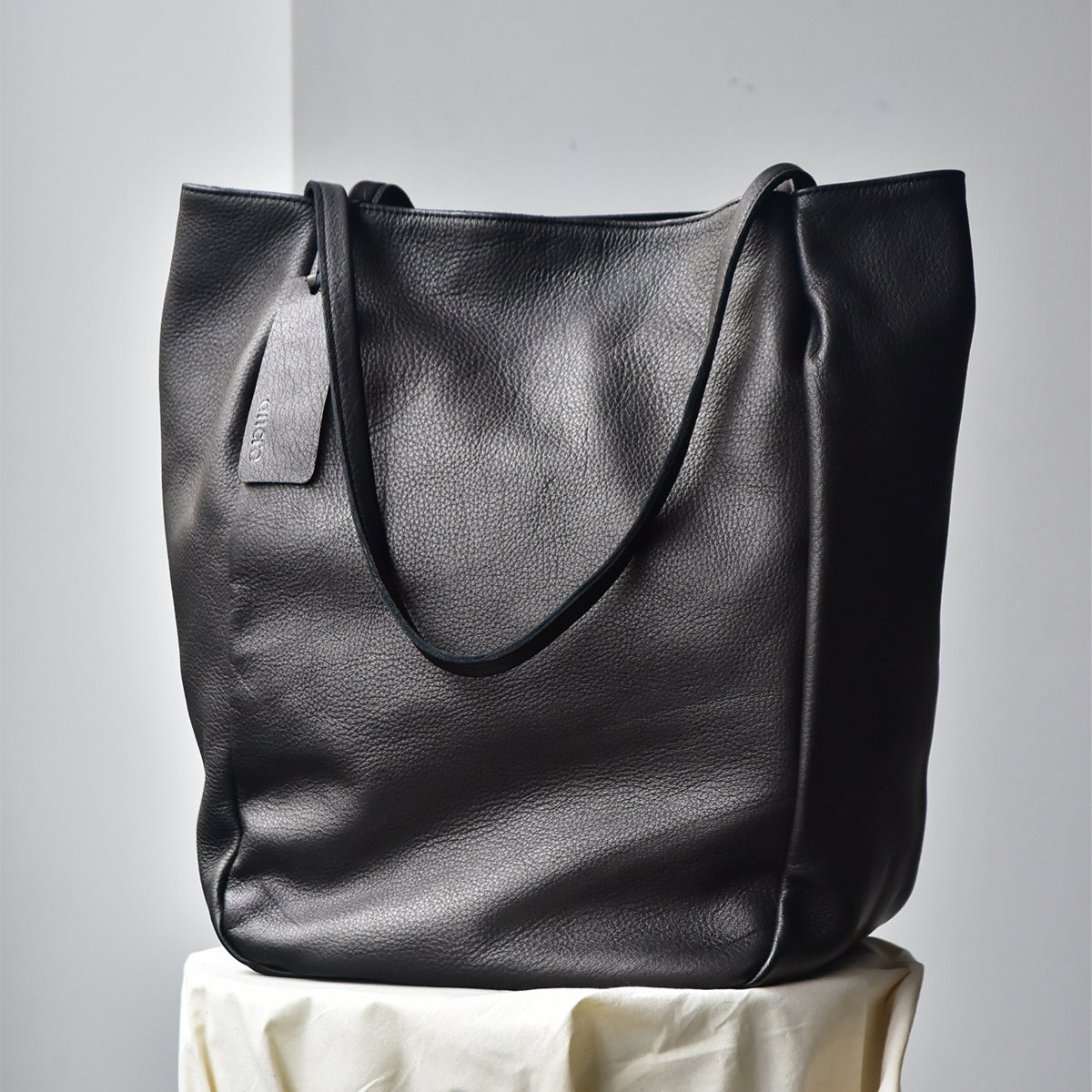 DEER SLIM TOTE
