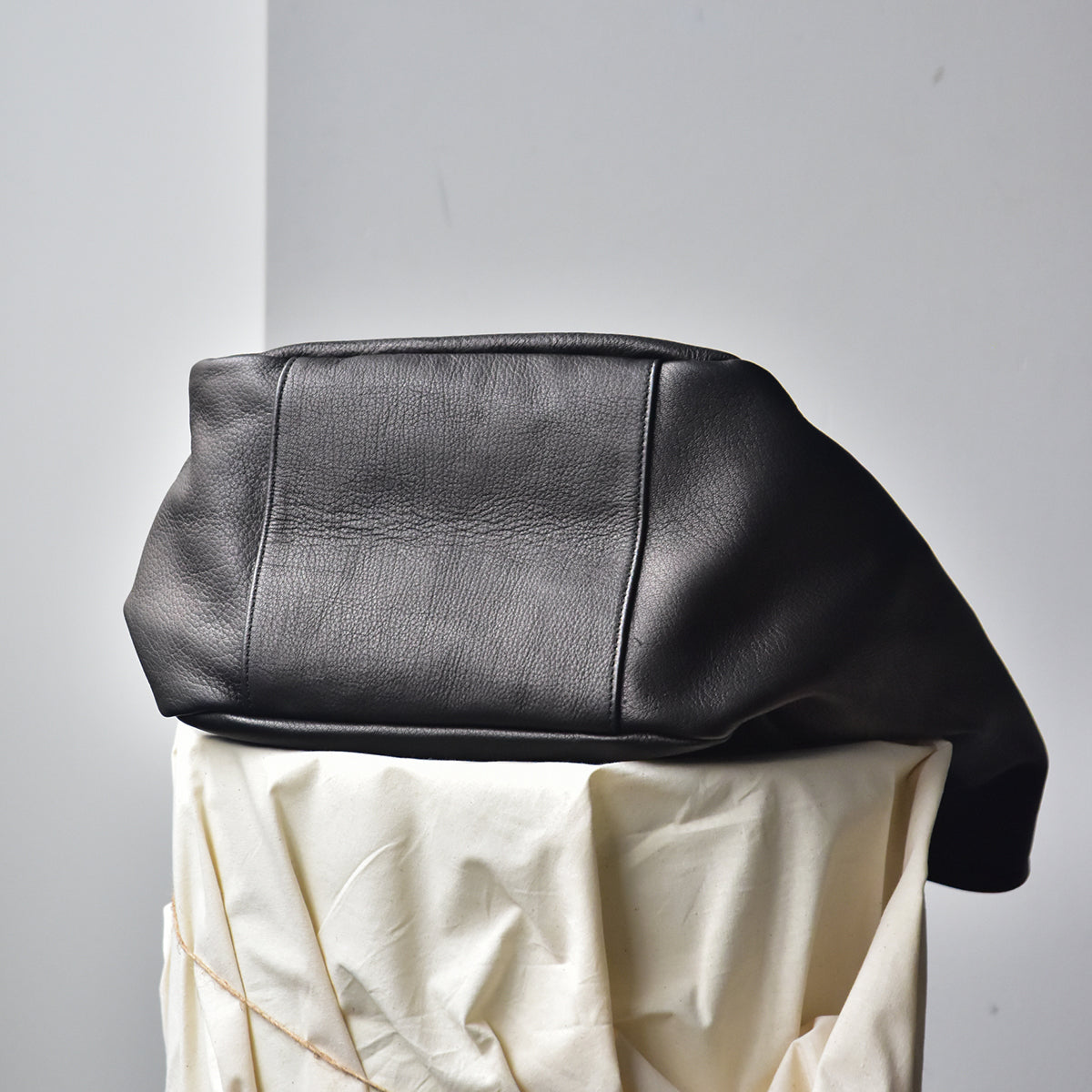 DEER SLIM TOTE