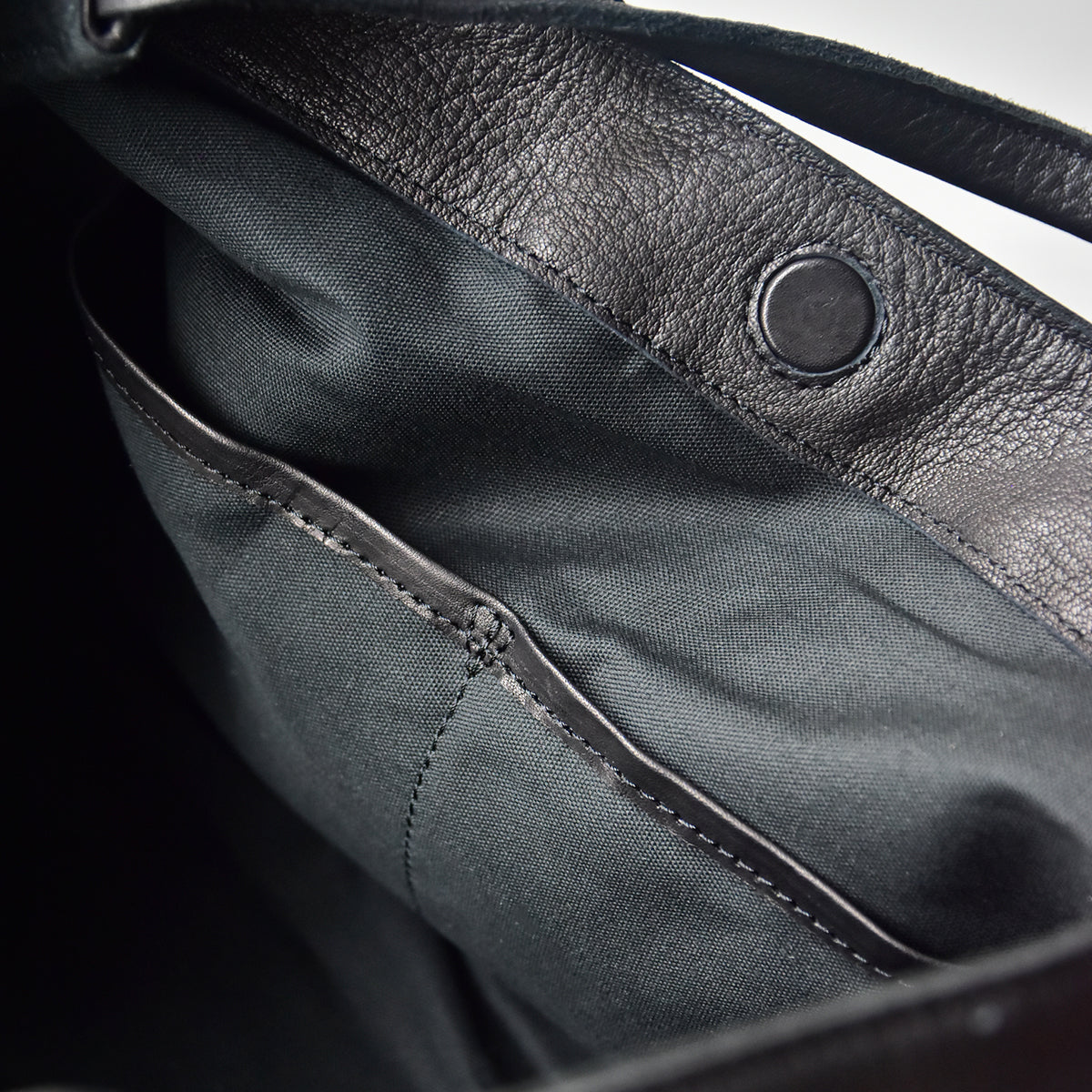DEER SLIM TOTE